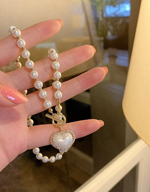Load image into Gallery viewer, Pearl Necklace