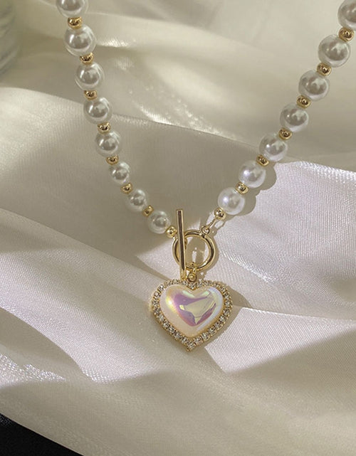 Load image into Gallery viewer, Pearl Necklace